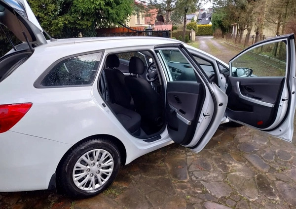 Kia Ceed cena 32800 przebieg: 194000, rok produkcji 2014 z Sulechów małe 379